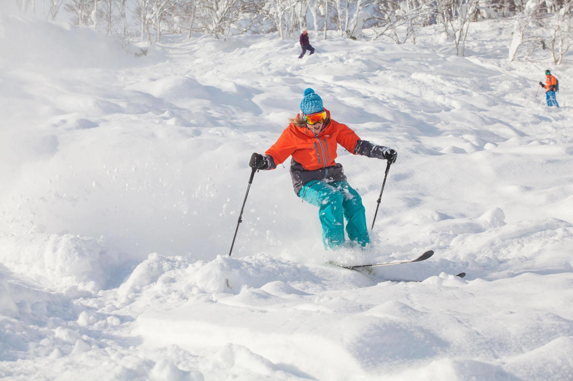 Moorea Lodge Niseko Hirafu Екстер'єр фото